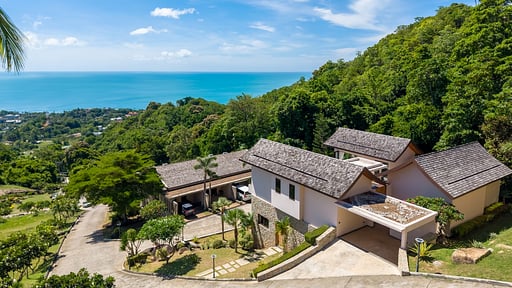 Villa Awan Tujuh Surroundings