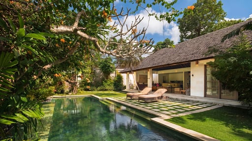 Villa Bali Asri 8 Бассейн