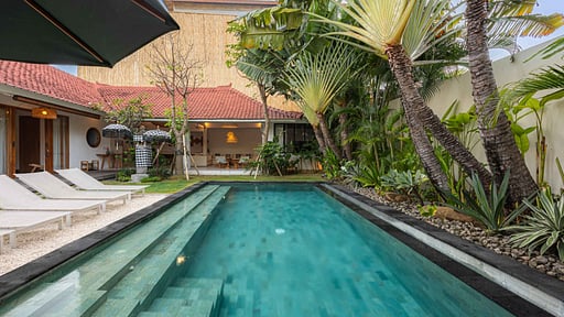 Villa Bali Manis Swimming pool