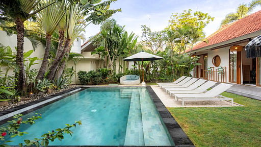 Villa Bali Manis Swimming pool