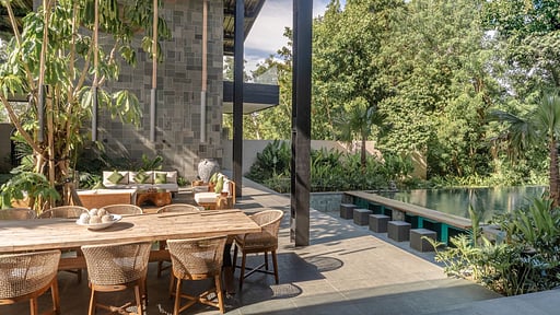 Villa Belantara Bingin Обеденная зона
