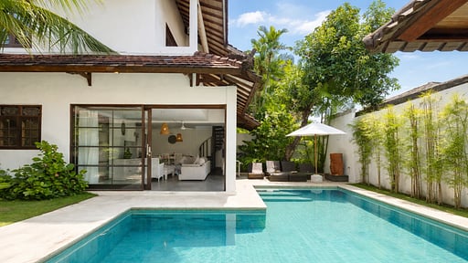 Villa Bewa Swimming pool