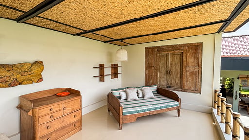 Villa Bumi Rooftop lounge