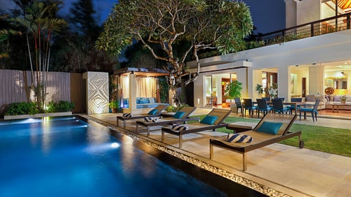 Villa Camellia Jimbaran Swimming pool