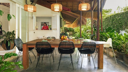 Villa Celeste Dining area