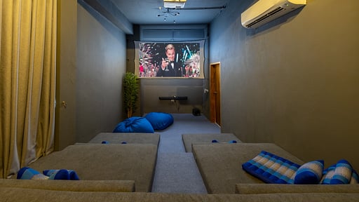 Villa Cholchalee Media room