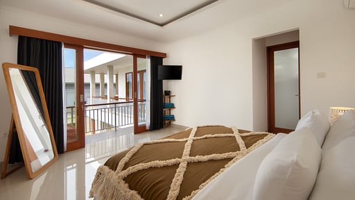 Villa Cinta Rose Bedroom 2
