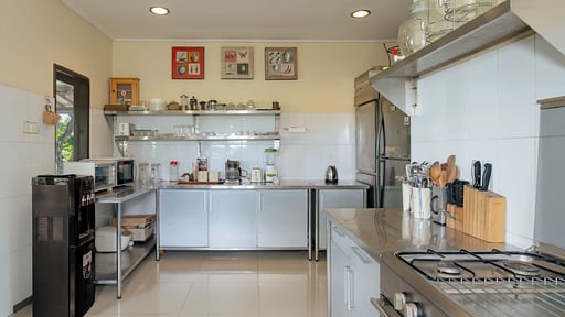 Villa Coraffan Kitchen