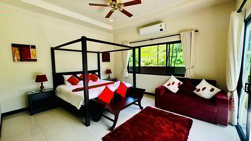 Villa Crystal Nai Harn Спальня 1