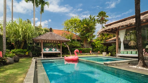 Villa Desa Roro Estate Swimming pool 2