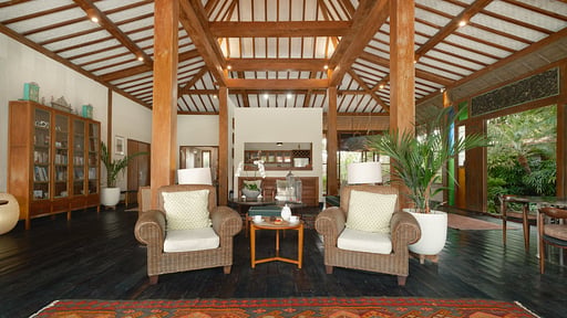 Villa Desa Roro Estate Living room 3