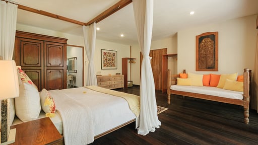 Villa Desa Roro Estate Bedroom 2