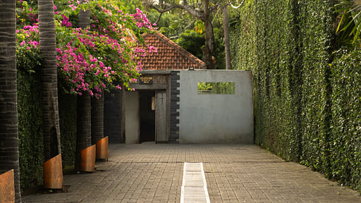 Villa Desa Roro Estate Parking areas