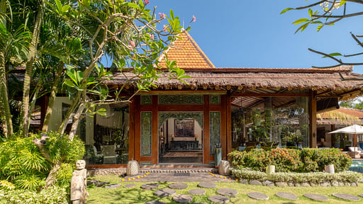 Villa Desa Roro Garden 1