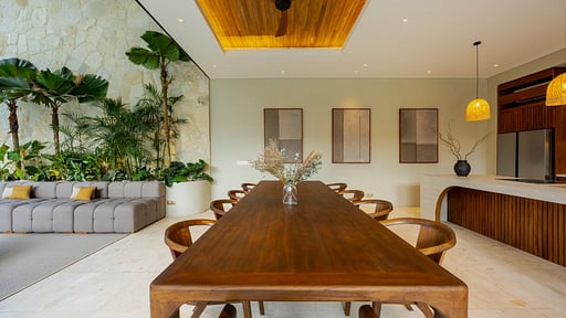 Villa Endana Dining area