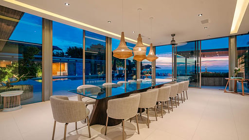 Villa Essenza Dining area