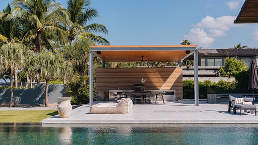 Villa Essenza Dining area