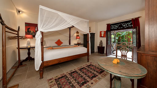 Villa Hangat Schlafzimmer 1