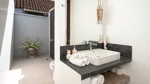 Villa Hibiscus Sanur Bedroom 2