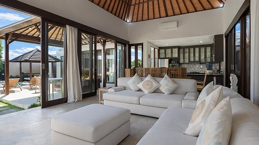 Villa Hibiscus Sanur Living room