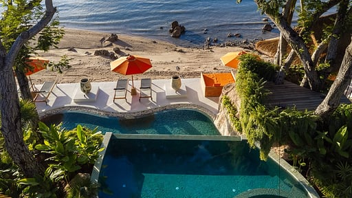 Villa Hidden Cove Swimming pool 1