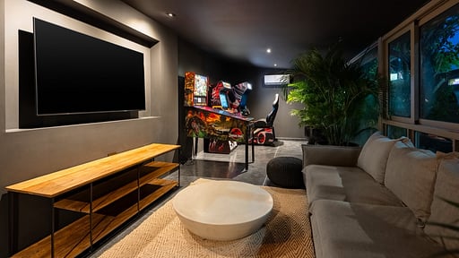 Villa Hidden Cove Media room