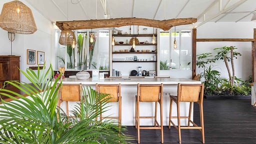Villa Ikebana Kitchen