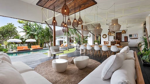 Villa Ikebana Living room