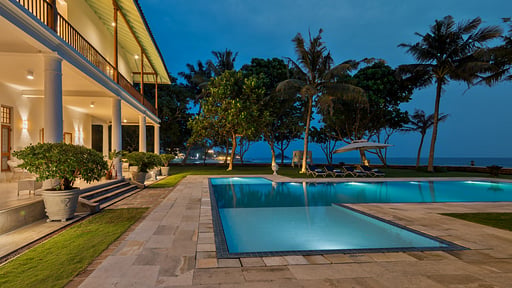 Villa Indisch Swimming pool
