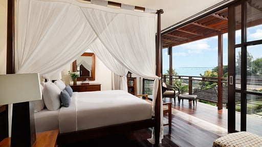 Villa Jamalu Bedroom 1