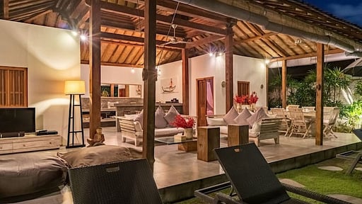 Villa Joglo Salon