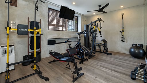 Villa Jumat Gym