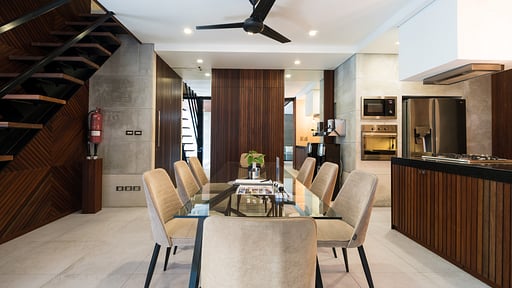 Villa Kamis Dining area