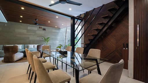 Villa Kamis Dining area