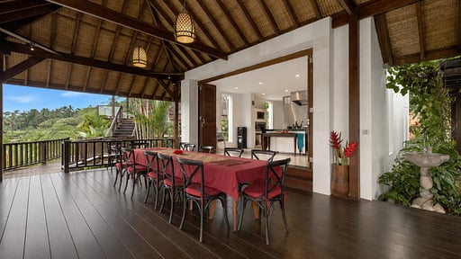 Villa Kembang Dining area 2