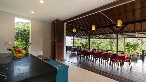 Villa Kembang Dining area 2
