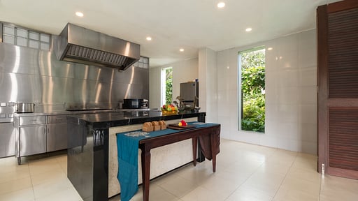 Villa Kembang Kitchen