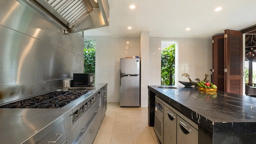 Villa Kembang Kitchen
