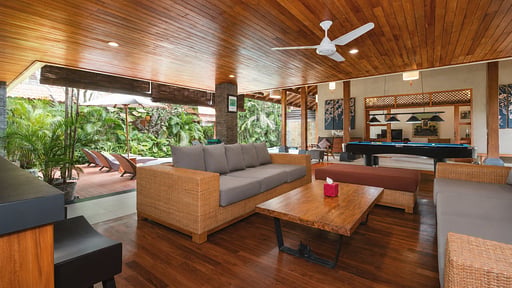 Villa Kinaree Living room 1