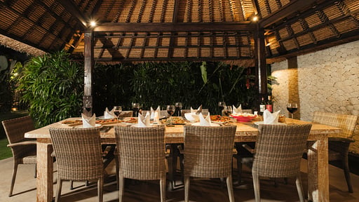Villa Kubu Dewi Sri Area makan 2
