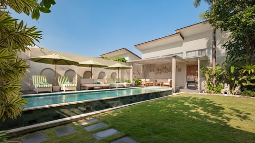 Villa Latima Swimming pool