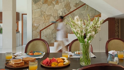Villa Latima Dining area