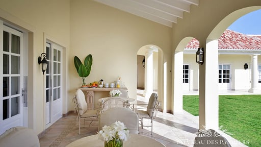 Villa Le Chateau Des Palmiers Terrace/Veranda