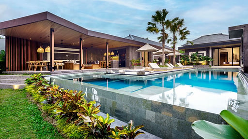 Villa Lembah Giri Swimming pool
