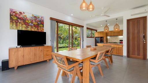 Villa Lena Dining area