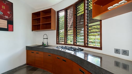 Villa Lingkar Kitchen