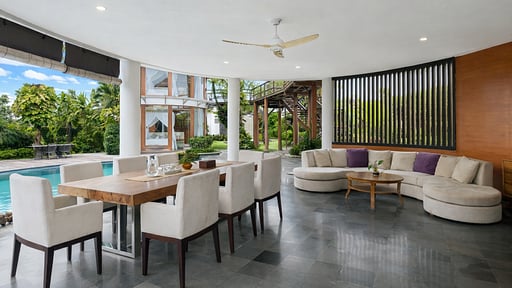 Villa Lingkar Living room