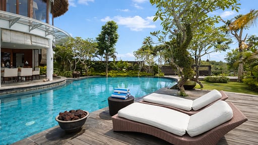 Villa Lingkar Swimming pool