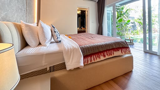 Villa Louis Bedroom 1