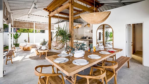 Villa Makena & Passion Dining area 2